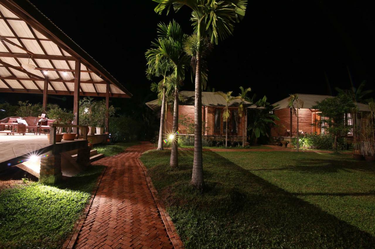 Baansuk Sukhothai Resort Kültér fotó